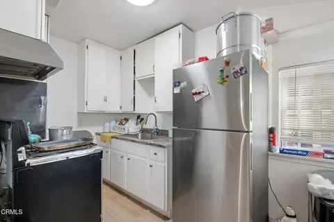 Kitchen - 136 N Garfield Ave, Oxnard, CA 93030 photo 2 of 4