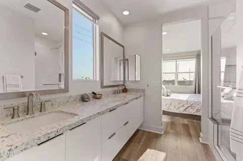 Bath - 1068 Canal St, Oxnard, CA 93035 photo 2 of 4