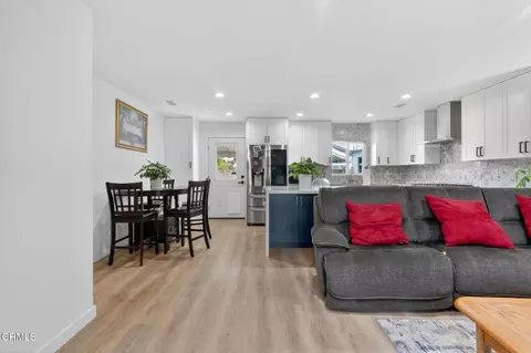 Dining - 2377 Fitzgerald Rd, Simi Valley, CA 93065 photo 1 of 2