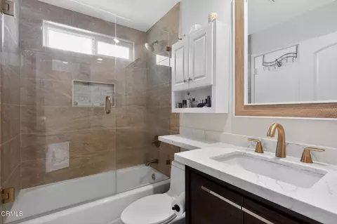 Bath - 2377 Fitzgerald Rd, Simi Valley, CA 93065 photo 1 of 1