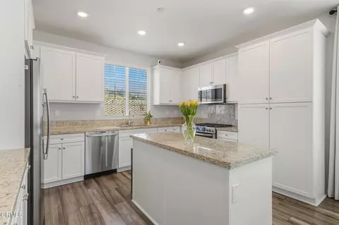 Kitchen - 2072 Harvest Loop, Santa Paula, CA 93060 photo 1 of 3