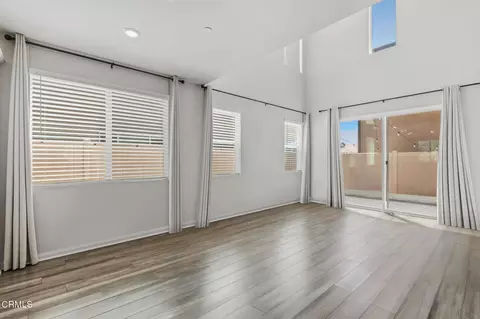 Living - 2072 Harvest Loop, Santa Paula, CA 93060 photo 1 of 1