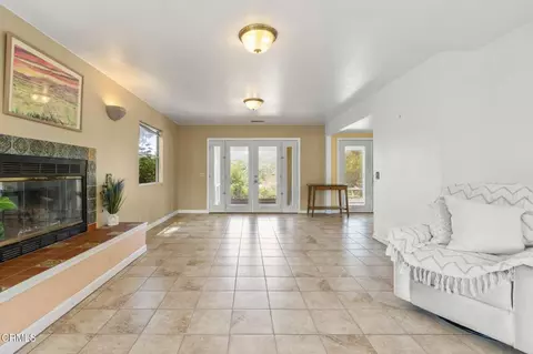 Living - 587 N Rice Rd, Ojai, CA 93023 photo 2 of 3