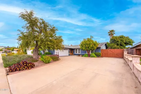 1290 Skeel Dr, Camarillo, CA 93010