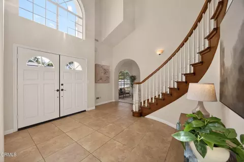 Entry Way - 420 Andrew Dr, Ojai, CA 93023 photo 2 of 4