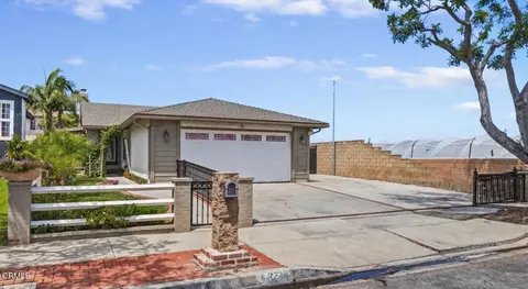 2221 Gershwin Pl, Oxnard, CA 93033