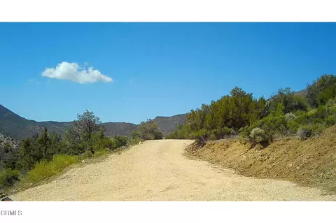 25408 Stable St, Tehachapi, CA 93561