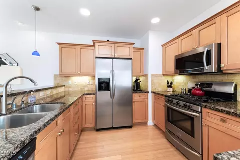 Kitchen - 5442 Driftwood St, Oxnard, CA 93035 photo 2 of 4