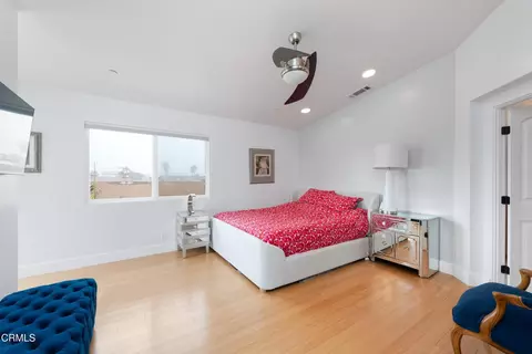 Bedroom - 5442 Driftwood St, Oxnard, CA 93035 photo 4 of 6