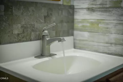 Bath - 1264 Ferrara Dr, Ojai, CA 93023 photo 1 of 4