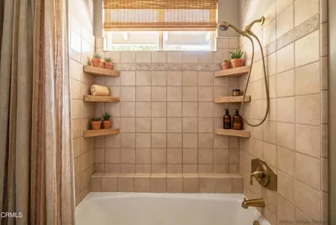 Bath - 883 Moreno Dr, Ojai, CA 93023 photo 4 of 6