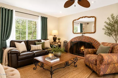 Living - 883 Moreno Dr, Ojai, CA 93023 photo 2 of 3