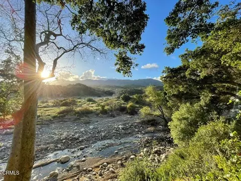 View/Area - 883 Moreno Dr, Ojai, CA 93023 photo 2 of 3