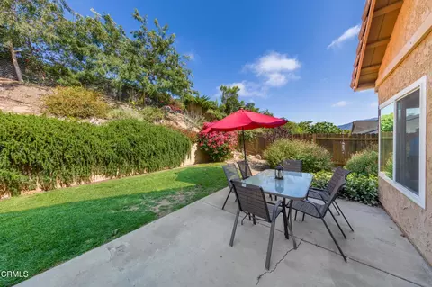 Exterior - 1374 Saddleback Trl, Camarillo, CA 93012 photo 4 of 7