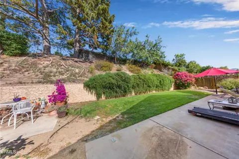 Exterior - 1374 Saddleback Trl, Camarillo, CA 93012 photo 5 of 7