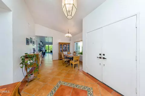 Entry Way - 1374 Saddleback Trl, Camarillo, CA 93012 photo 1 of 1