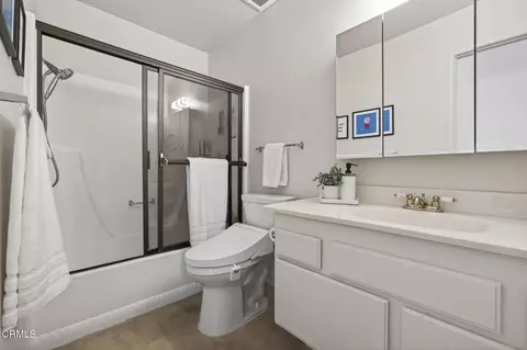 Bath - 5000 Halsey Way, Oxnard, CA 93033 photo 2 of 2