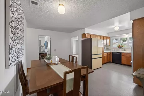 Dining - 5000 Halsey Way, Oxnard, CA 93033 photo 1 of 2