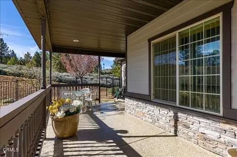 Exterior - 26941 Stirrup Way, Tehachapi, CA 93561 photo 7 of 12