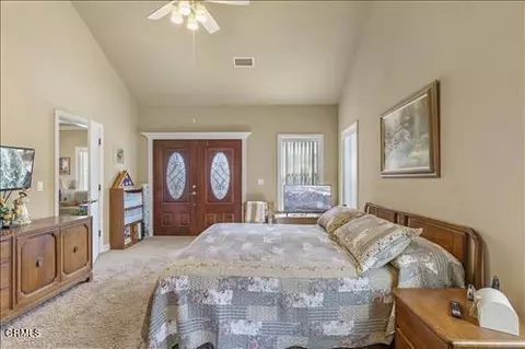 Bedroom - 26941 Stirrup Way, Tehachapi, CA 93561 photo 2 of 5