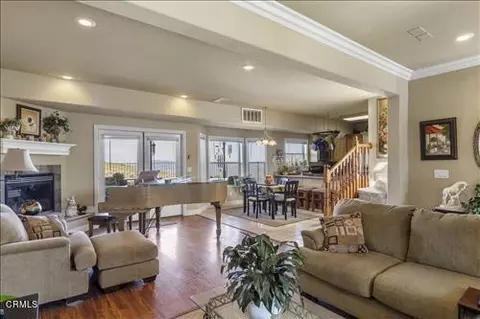 Living - 26941 Stirrup Way, Tehachapi, CA 93561 photo 3 of 4