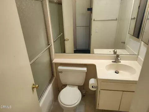 Bath - 1840 E Avenue J2 #7, Lancaster, CA 93535 photo 1 of 4