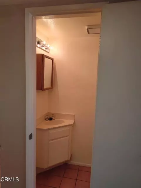 Bath - 1840 E Avenue J2 #7, Lancaster, CA 93535 photo 4 of 4
