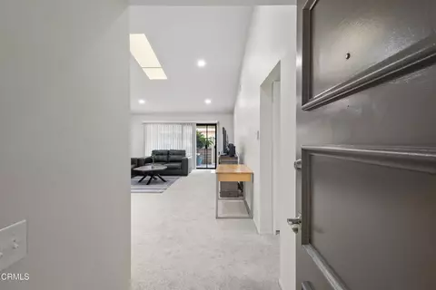 22218 Village 22, Camarillo, CA 93012