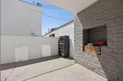 Exterior - 1335 Edgewood Way, Oxnard, CA 93030 photo 2 of 5