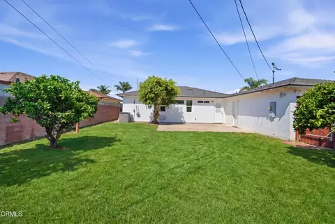 Exterior - 2024 S J St, Oxnard, CA 93033 photo 11 of 14
