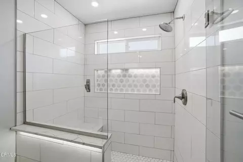 Bath - 2024 S J St, Oxnard, CA 93033 photo 3 of 4