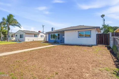 Exterior - 2024 S J St, Oxnard, CA 93033 photo 7 of 14