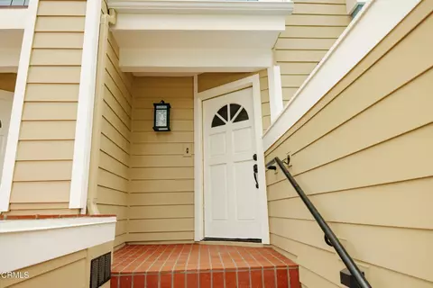 Entry Way - 2835 Harbor Blvd, Oxnard, CA 93035 photo 1 of 4