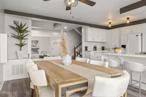 Dining - 2835 Harbor Blvd, Oxnard, CA 93035 photo 2 of 3