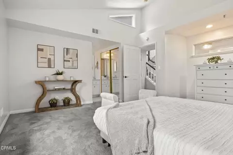 Bedroom - 2835 Harbor Blvd, Oxnard, CA 93035 photo 6 of 7