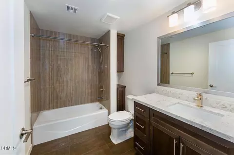Bath - 4020 Tradewinds Dr, Oxnard, CA 93035 photo 1 of 4