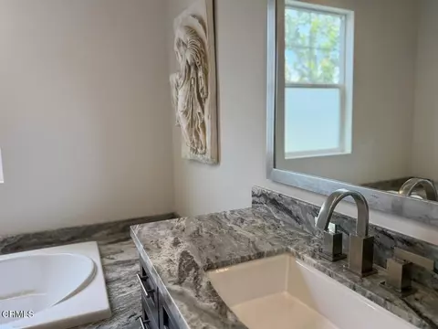 Bath - 4020 Tradewinds Dr, Oxnard, CA 93035 photo 3 of 4