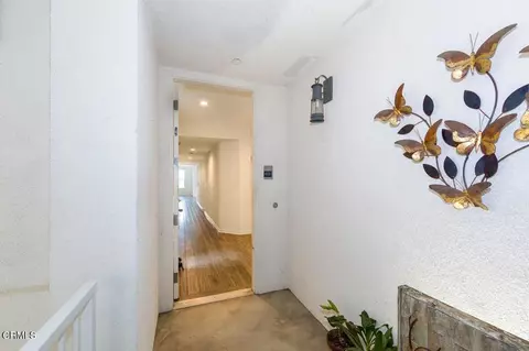 Entry Way - 4020 Tradewinds Dr, Oxnard, CA 93035 photo 1 of 3