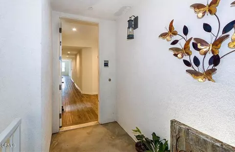 Entry Way - 4020 Tradewinds Dr, Oxnard, CA 93035 photo 2 of 2