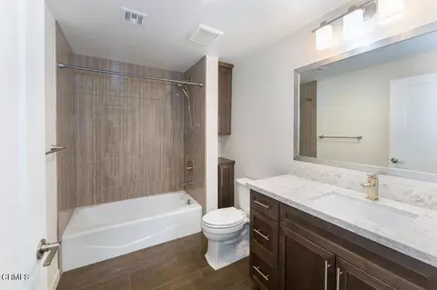 Bath - 4020 Tradewinds Dr, Oxnard, CA 93035 photo 1 of 4