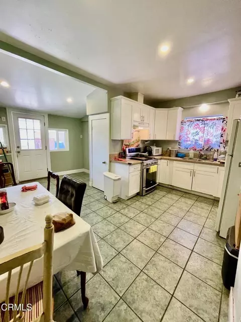 Kitchen - 211 Fox St, Ojai, CA 93023 photo 1 of 6