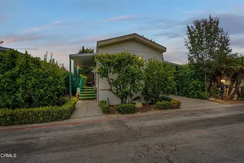 48 Via Lisboa #48, Camarillo, CA 93012