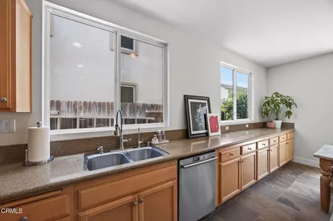 Kitchen - 4584 Marrisa Way, Camarillo, CA 93012 photo 4 of 7
