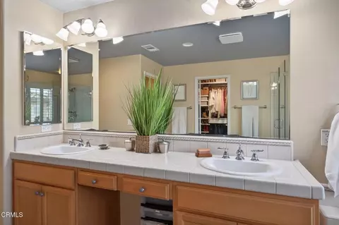 Bath - 4584 Marrisa Way, Camarillo, CA 93012 photo 3 of 6