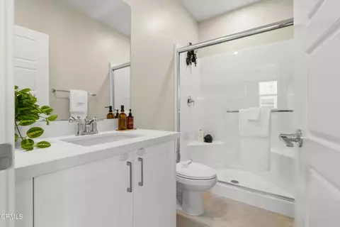 Bath - 749 Winchester Dr, Oxnard, CA 93030 photo 9 of 10