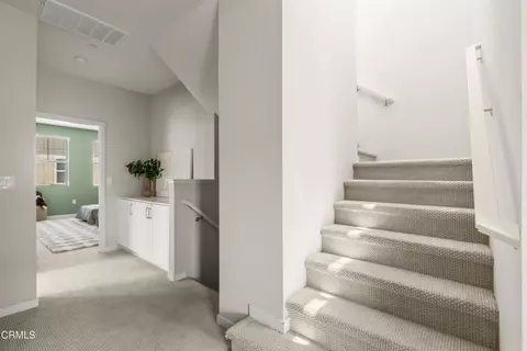 Entry Way - 749 Winchester Dr, Oxnard, CA 93030 photo 2 of 2
