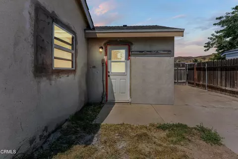 Exterior - 3290 Cole Ave, Simi Valley, CA 93063 photo 1 of 4