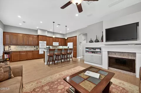 Kitchen - 2023 Alborada Dr, Camarillo, CA 93010 photo 1 of 8