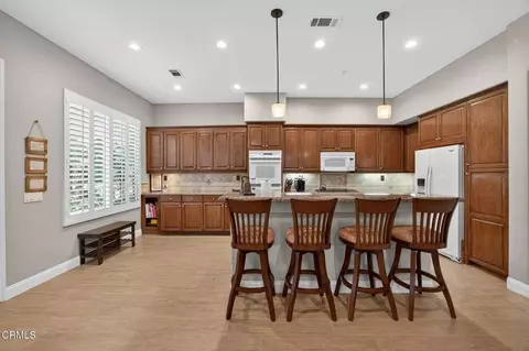 Kitchen - 2023 Alborada Dr, Camarillo, CA 93010 photo 3 of 8
