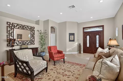 Entry Way - 2023 Alborada Dr, Camarillo, CA 93010 photo 4 of 6